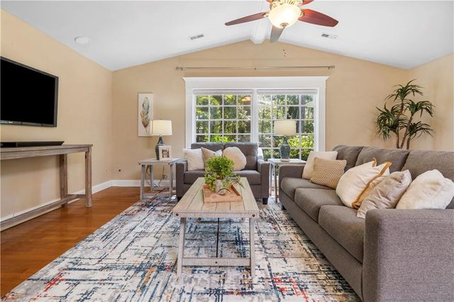 3755 Ashwood SE Drive, Smyrna, GA 30080