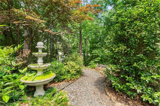 3755 Ashwood SE Drive, Smyrna, GA 30080