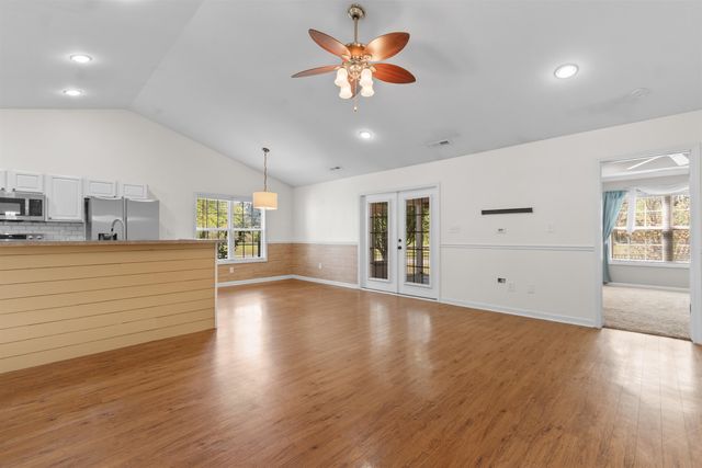 145 Sebring Ln., Myrtle Beach, SC 29588