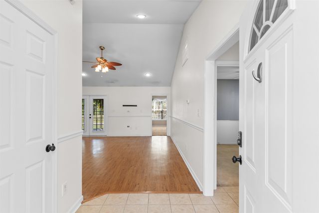 145 Sebring Ln., Myrtle Beach, SC 29588