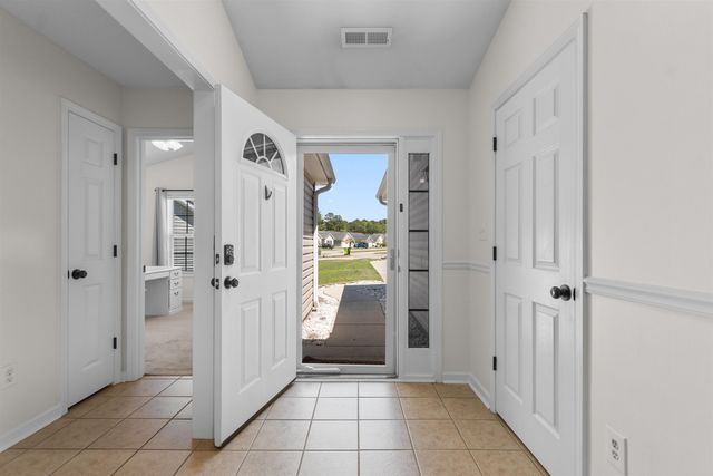 145 Sebring Ln., Myrtle Beach, SC 29588