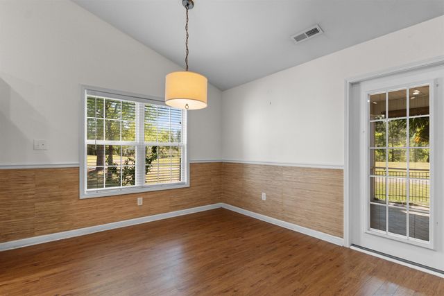 145 Sebring Ln., Myrtle Beach, SC 29588