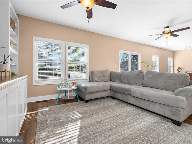 7827 CATHERINE AVENUE, Pasadena, MD 21122