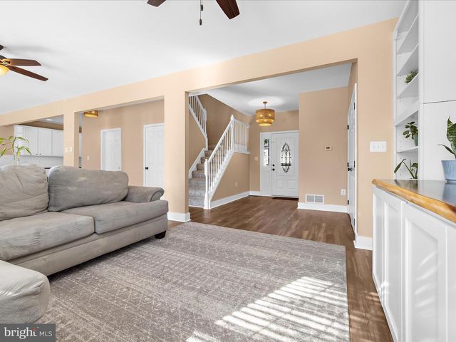 7827 CATHERINE AVENUE, Pasadena, MD 21122