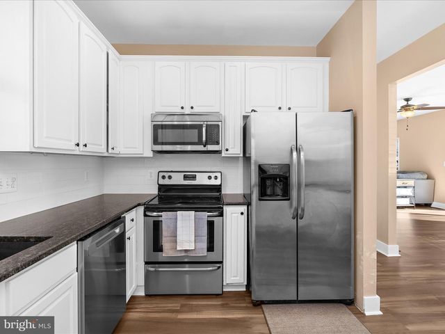 7827 CATHERINE AVENUE, Pasadena, MD 21122