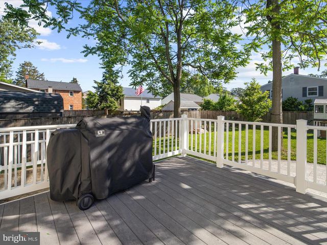 7827 CATHERINE AVENUE, Pasadena, MD 21122
