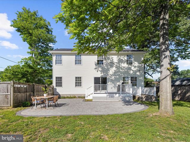 7827 CATHERINE AVENUE, Pasadena, MD 21122