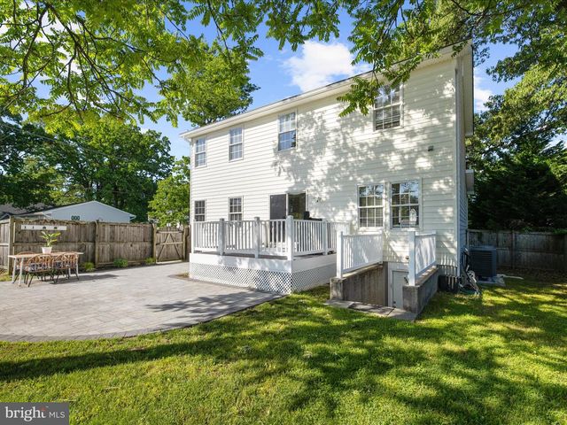 7827 CATHERINE AVENUE, Pasadena, MD 21122