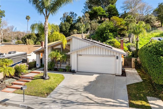 22561 Tula Drive, Saugus, CA 91350