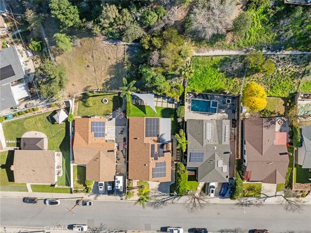 22561 Tula Drive, Saugus, CA 91350