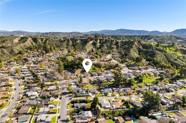 22561 Tula Drive, Saugus, CA 91350