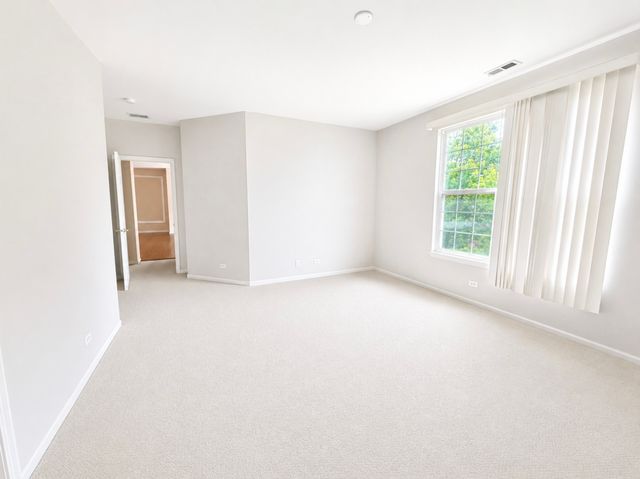 1361 Scarboro Road 404, Schaumburg, IL 60193