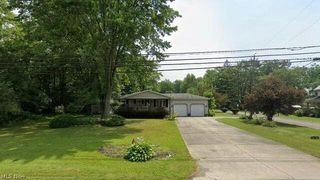 495 S Leavitt Road, Leavittsburg, OH 44430