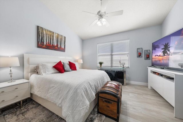 8204 CAPONATA BOULEVARD, Seminole, FL 33777