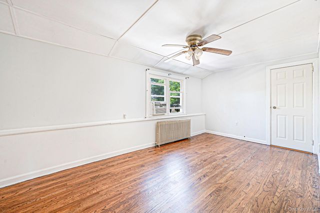 6 Gerek Avenue, West Islip, NY 11795