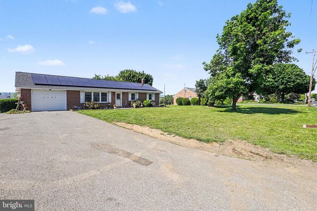 2187 NEWVILLE ROAD, Carlisle, PA 17015
