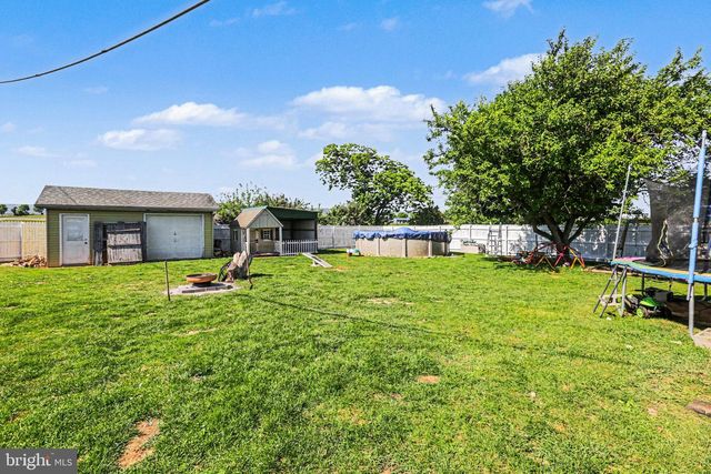 2187 NEWVILLE ROAD, Carlisle, PA 17015