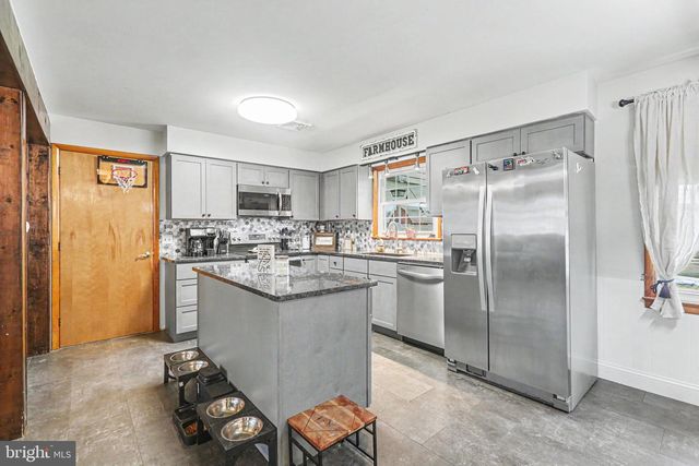 2187 NEWVILLE ROAD, Carlisle, PA 17015