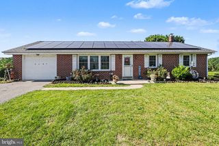 2187 NEWVILLE ROAD, Carlisle, PA 17015