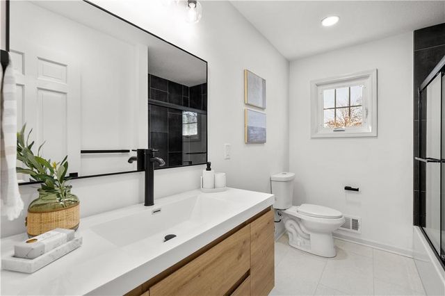 3520 W 93rd Street, Leawood, KS 66206