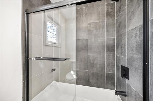 3520 W 93rd Street, Leawood, KS 66206
