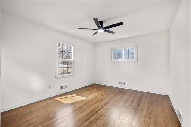 3520 W 93rd Street, Leawood, KS 66206