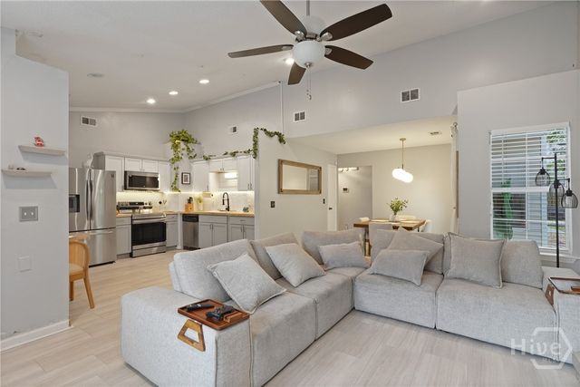 219 Laurelwood Drive, Savannah, GA 31419
