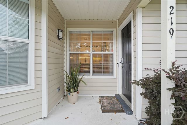 219 Laurelwood Drive, Savannah, GA 31419