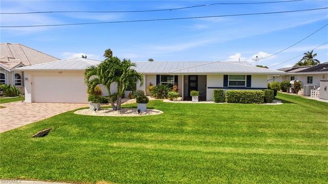 1717 SE 41st ST, Cape Coral, FL 33904