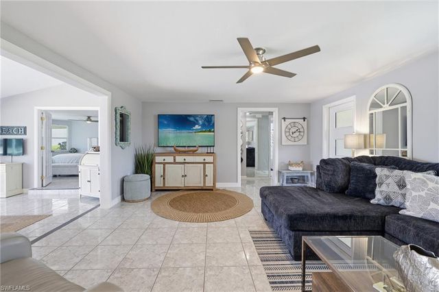 1717 SE 41st ST, Cape Coral, FL 33904