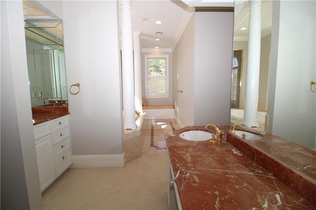 6206 TWIN BRIDGES Road, Alexandria, LA 71303