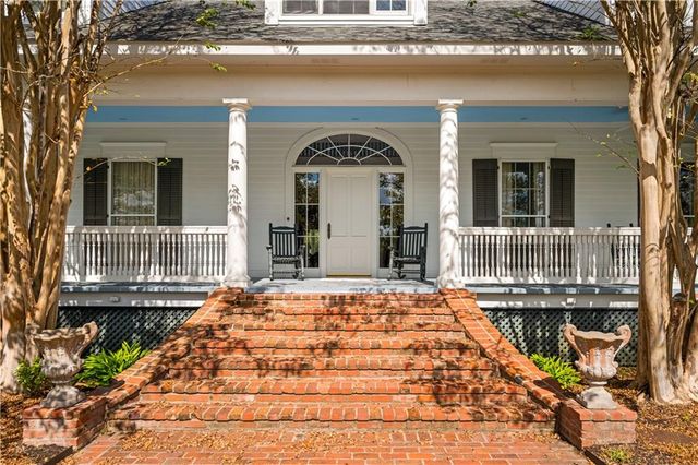 6206 TWIN BRIDGES Road, Alexandria, LA 71303