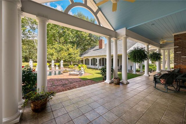 6206 TWIN BRIDGES Road, Alexandria, LA 71303