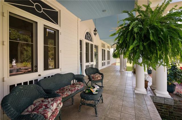 6206 TWIN BRIDGES Road, Alexandria, LA 71303