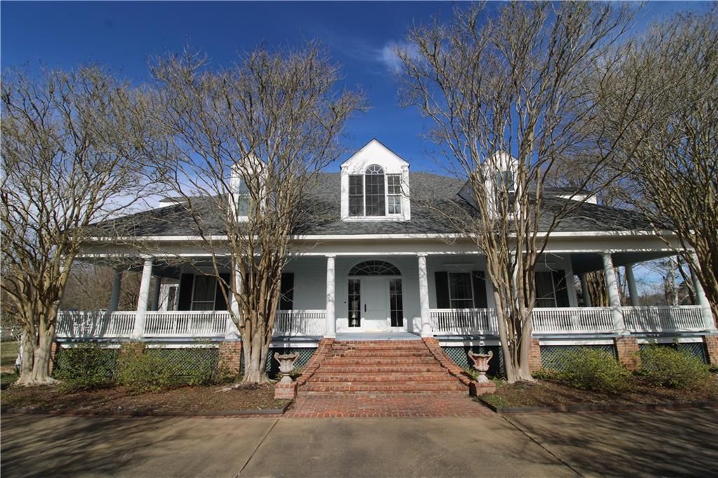 6206 TWIN BRIDGES Road, Alexandria, LA 71303