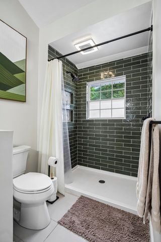 419 Harwell Ct, Hermitage, TN 37076