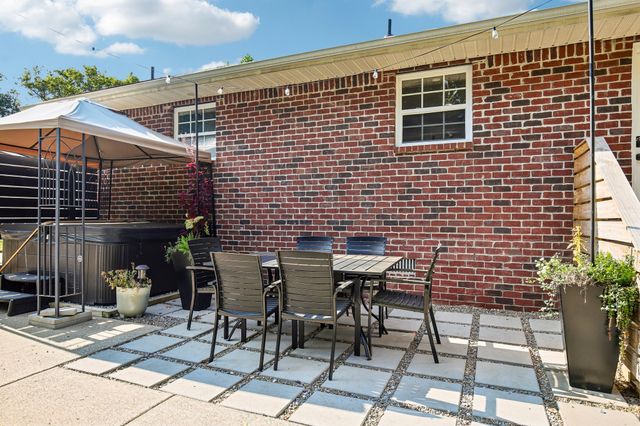 419 Harwell Ct, Hermitage, TN 37076