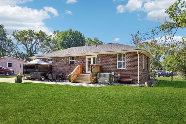 419 Harwell Ct, Hermitage, TN 37076