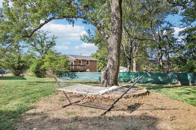 419 Harwell Ct, Hermitage, TN 37076
