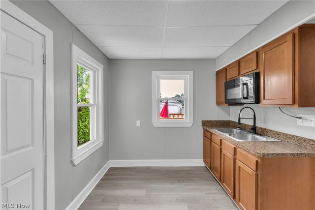 4723 E 94th Street, Garfield Heights, OH 44125