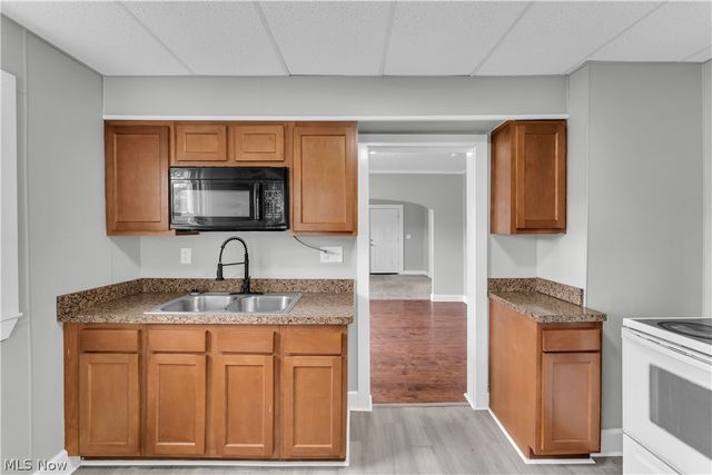 4723 E 94th Street, Garfield Heights, OH 44125
