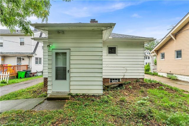 4723 E 94th Street, Garfield Heights, OH 44125