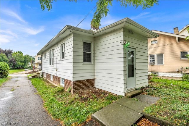 4723 E 94th Street, Garfield Heights, OH 44125