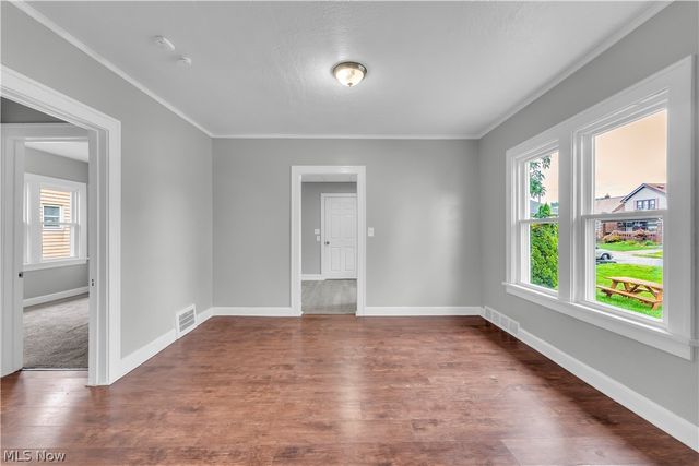 4723 E 94th Street, Garfield Heights, OH 44125