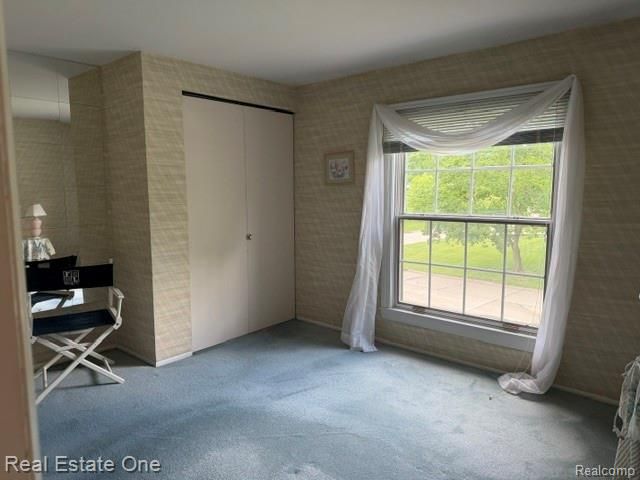 5135 Iron Gate Road, Bloomfield Hills, MI 48304