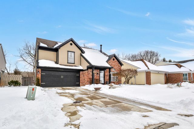 11004 Oakridge Drive, Fishers, IN 46038