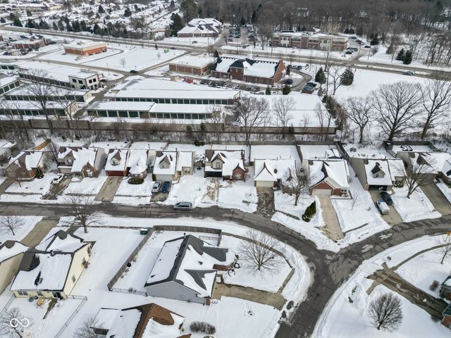 11004 Oakridge Drive, Fishers, IN 46038