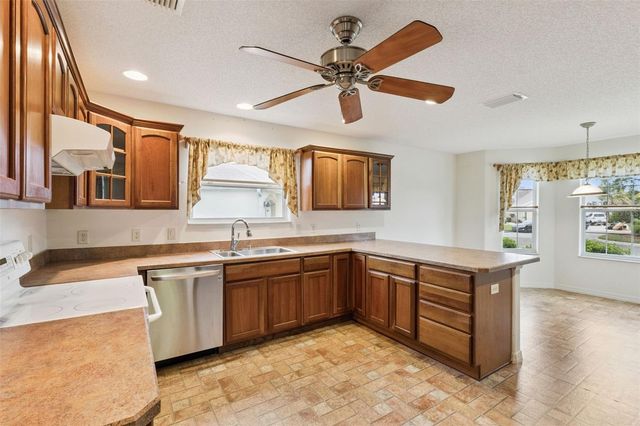2039 TYNTE TERRACE, The Villages, FL 32162
