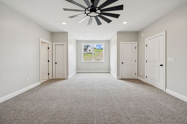 123 Casey Street, Brush Creek, TN 38547