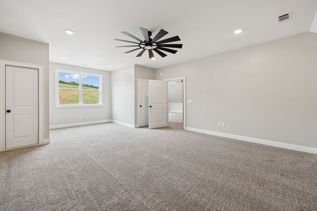 123 Casey Street, Brush Creek, TN 38547